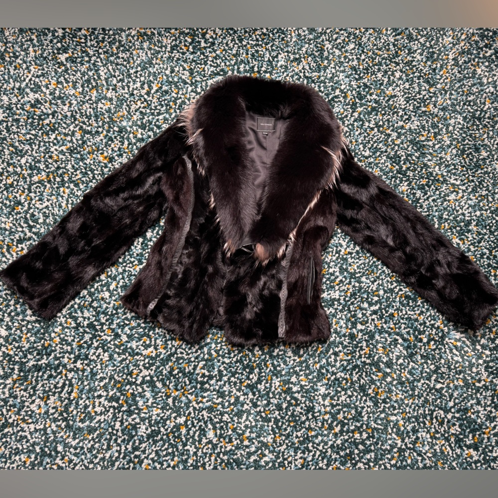 Women’s 100% mink jacket. Korean brand Blu:Pepe. Size medium.